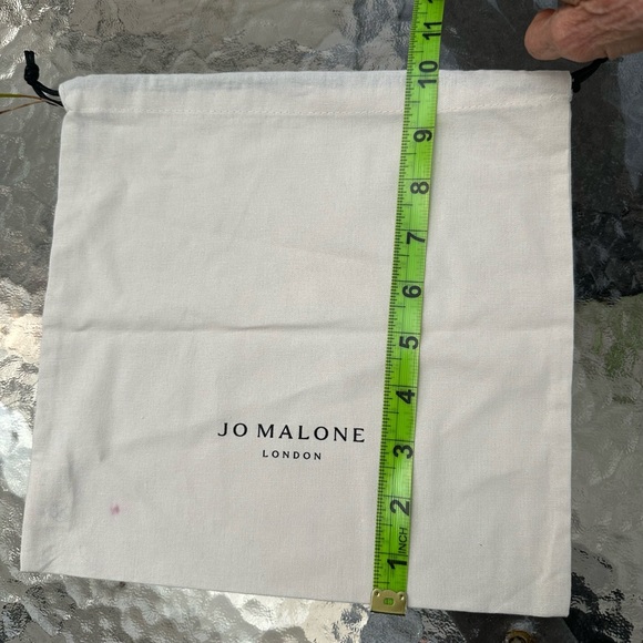 Jo Malone Cream Drawstring Pouch - Picture 1 of 3